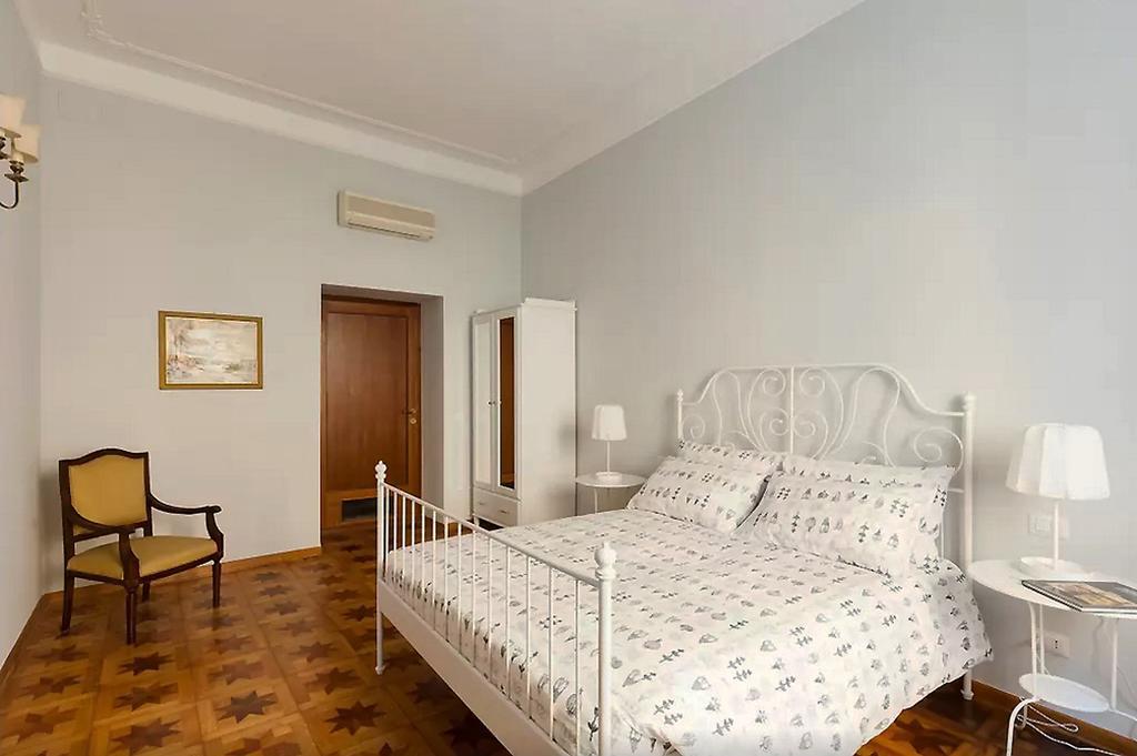 Exclusive Apartment A Few Steps From The Spanish Steps エクステリア 写真